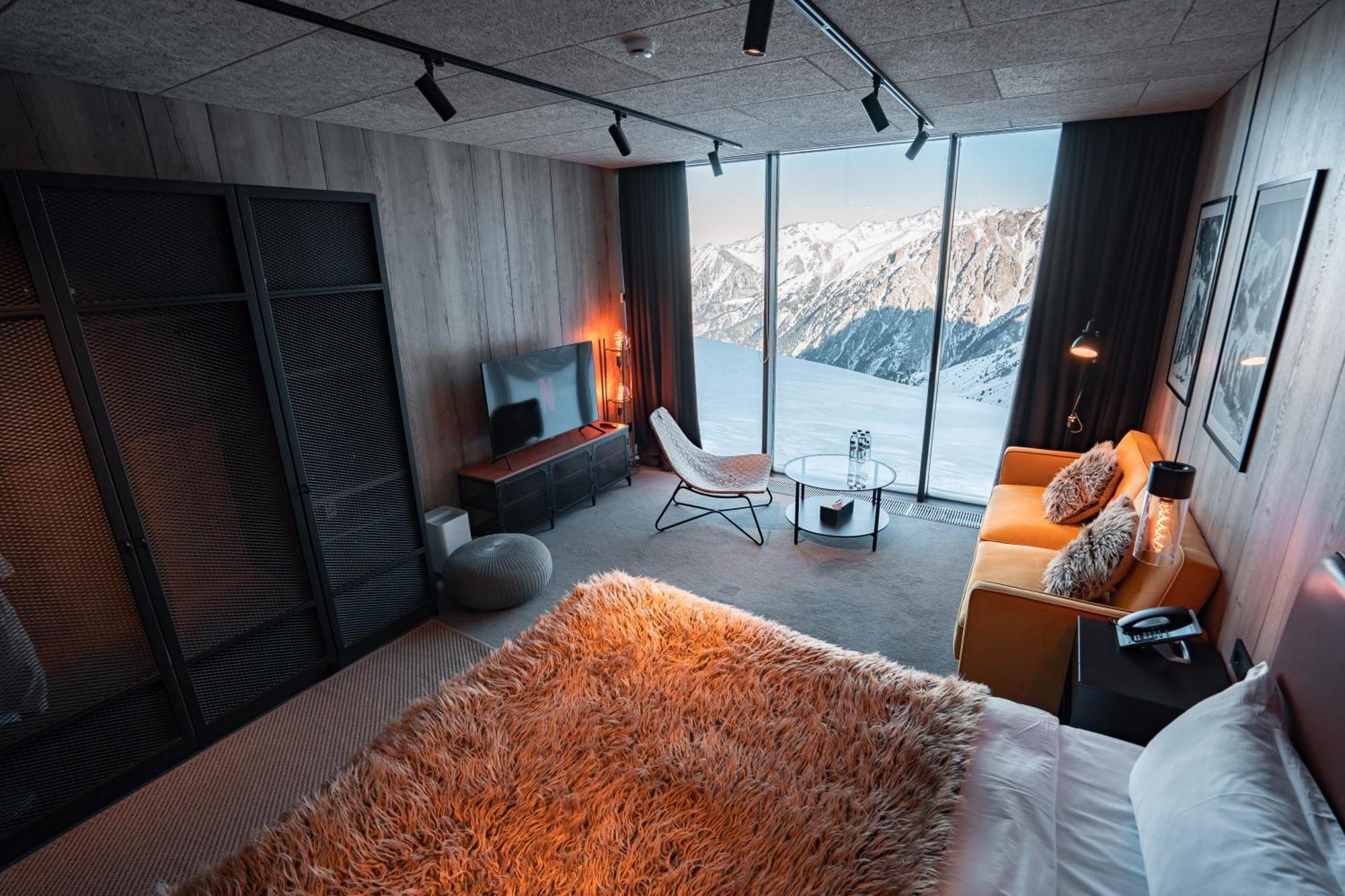 Tenir Eco Hotel, Shymbulak Mountain Resort Almati Kültér fotó